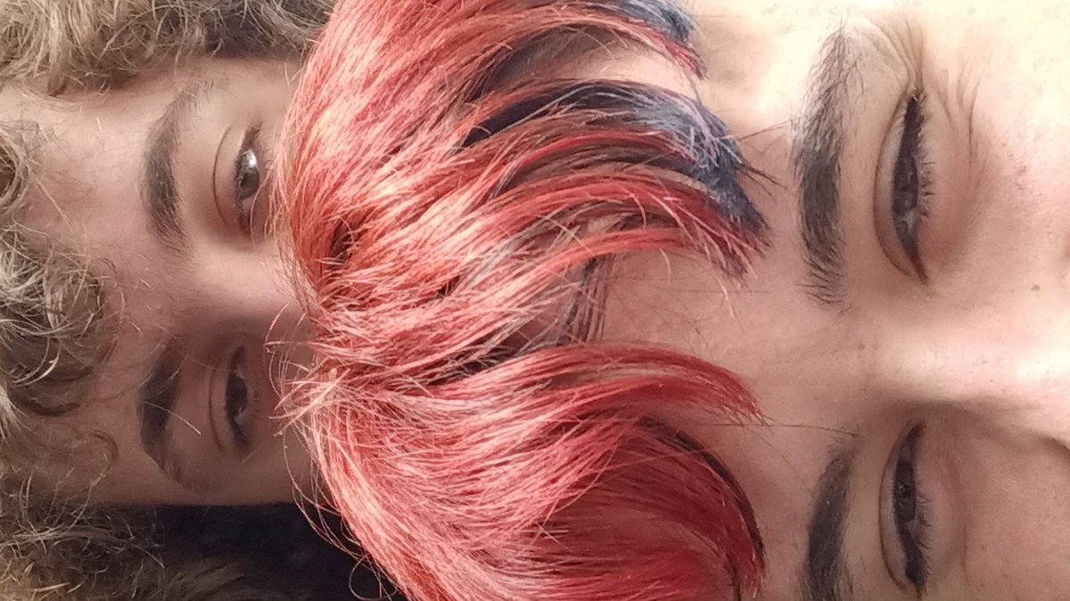 DEXTER66551219's tweet photo. Faces reveal (soy bi(polar)) https://t.co/KZeH0Zkf5q