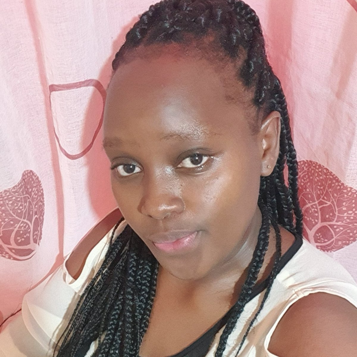 ElizabethNduvi's tweet photo. Happy weekend..enjoy everyone https://t.co/Fcf8FC33bZ