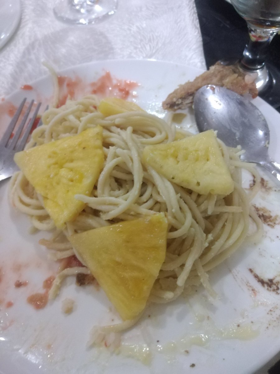 thatgreedydude's tweet photo. Pineapple on Pasta https://t.co/bGRDpF8MHC