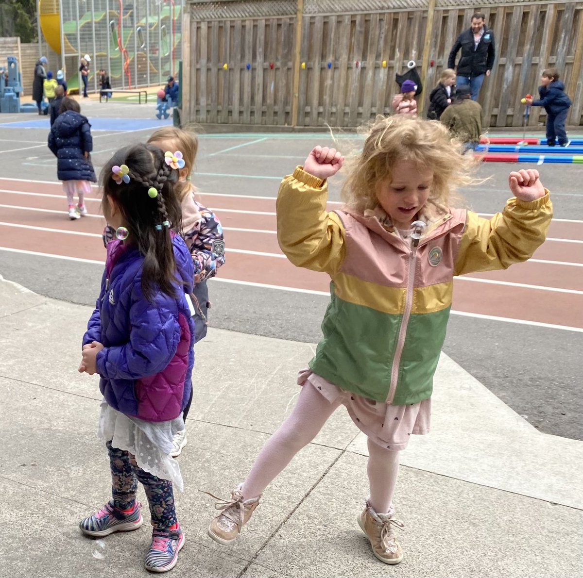 Sarah Charley tweet media