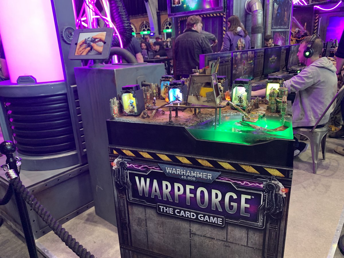 warpforge40k's tweet photo. Have you seen this awesome battlefield made by the team at @ageofsquidmar ? Visit Everguild's stand at Warhammer Fest and check it out in all its orky glory!
#WarpforgeFest #LegionsFest #WarhammerFest #Warpforge #HorusLegions #warhammer40000 #40k #wh40k https://t.co/r5AkE4c6IZ