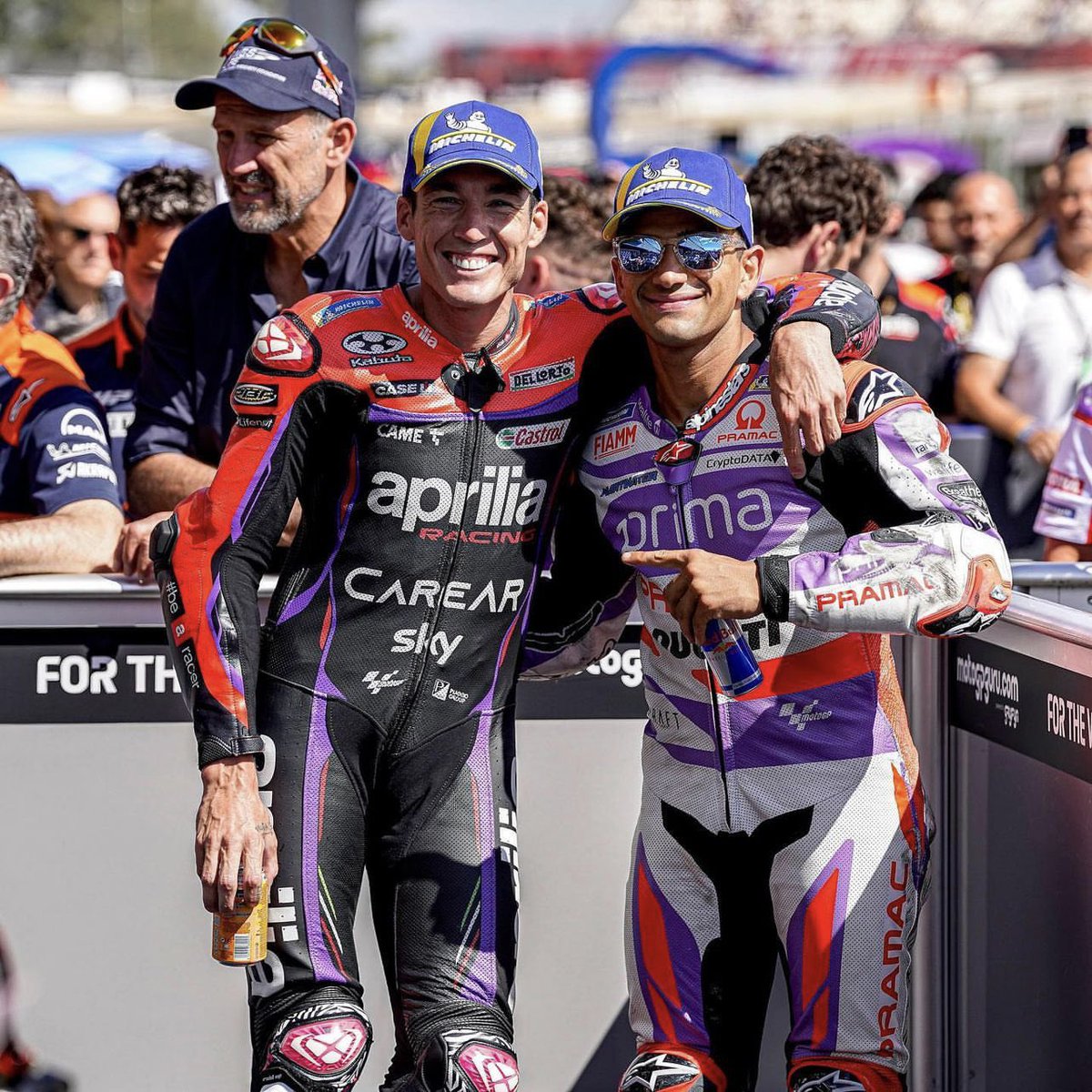 P3 para las carreras! Cerquita del Capitano! Listos para todo!✊🏽