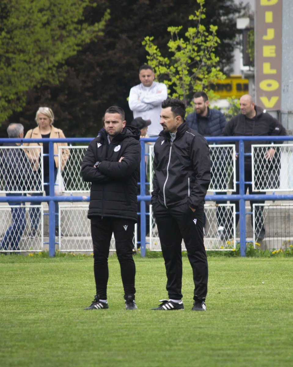 fkzeljeznicar's tweet photo. Plavi su krenuli s pripremama za narednu, veoma bitnu, utakmicu sa Igmanom.🔵⚪

🆚 FK Željezničar - FK Igman
📅 Utorak, 02.05.2023.
⏲️ 20:00 sati

📷 Mirza Demirović, https://t.co/52wExp2LHo https://t.co/Av1ziheAwZ