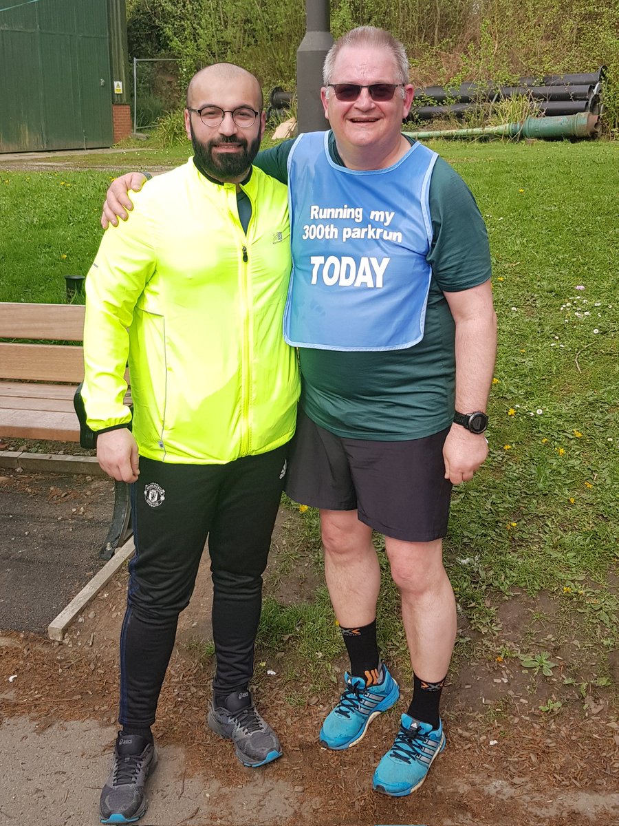 #raceacrosstheworld 
#parkrun
Chance encounter with Mobeen @heatonparkrun this morning. He was telling me that today was his first ever parkrun despite only living a stone's throw from Manchester's @heaton_park 

@parkrunUK