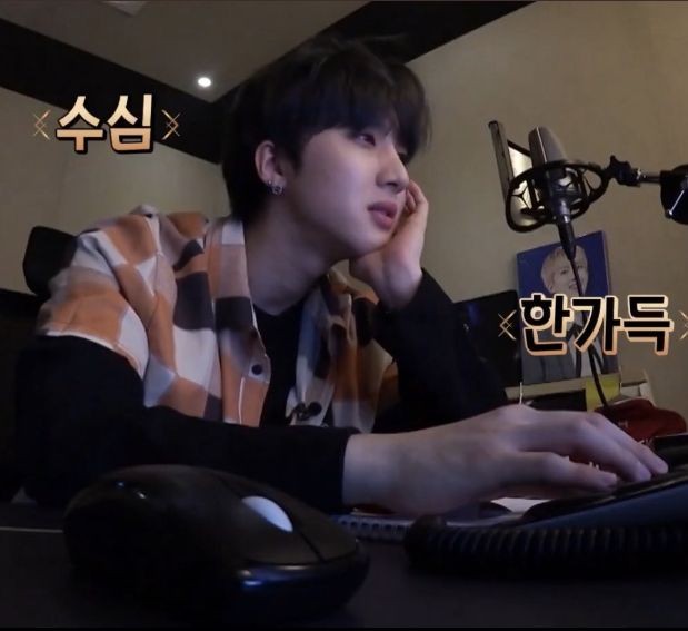 shinwonator's tweet photo. "who's asking for hui's help to produce the debut?" / "literally nobody asked for that"

may i present you a thread of people doing the very exact https://t.co/YXgCX2KMEx