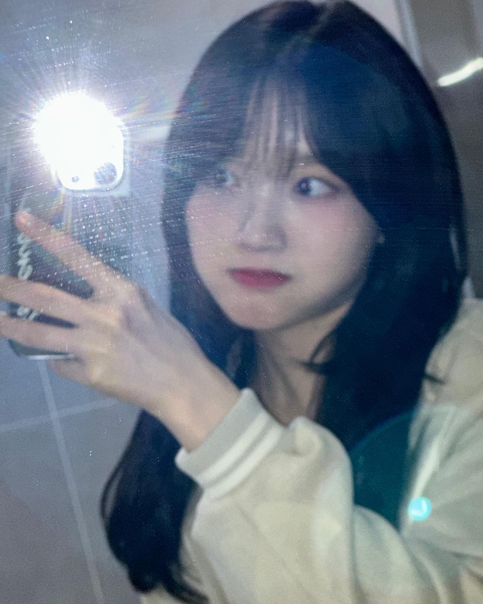 orrery_nim's tweet photo. Gowon Instagram post
https://t.co/n6wtLKlRPl https://t.co/fjJwafeJ8l