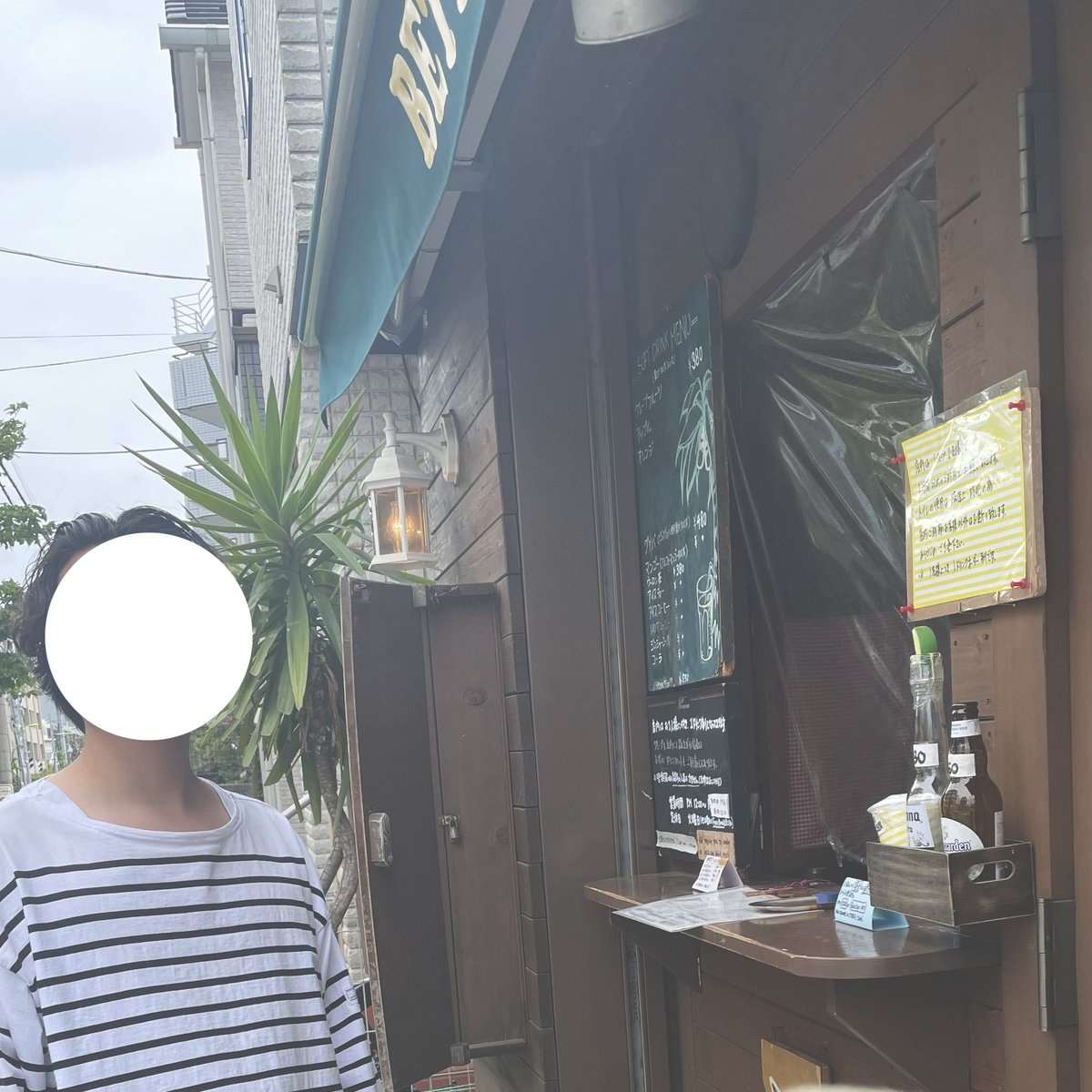 about_tsu's tweet photo. 二子玉川のクレープ屋さん BETTY
モチモチサクサク���ここのクレープが大好きすぎて、これだけのために二子玉川に行く 🧇🍓

私は生地を味わいたいから、チョコレートのシンプルがいちばん好き！ https://t.co/yLnqyrlZmS