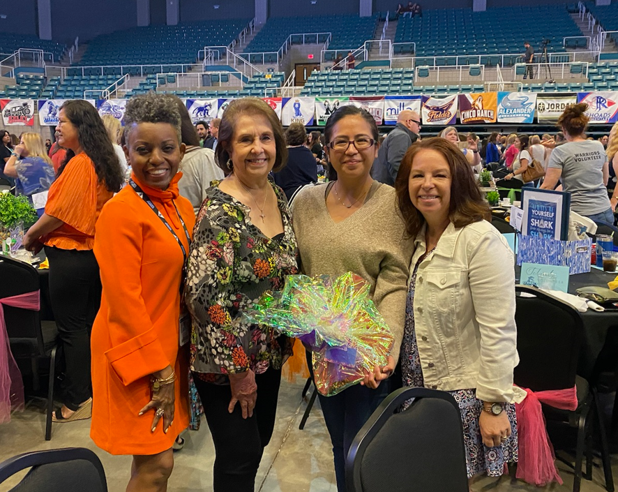 Yesterday we celebrated our volunteers at the VIPS Breakfast of Champions! Congratulations to our volunteer of the year, Ms. Gomez Saucedo!! 👏 Thank you for making  this year a success! <a href="/katyisd/">Katy ISD</a> #stallionsdeserveit