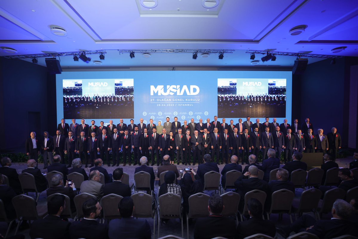 MÜSİAD 27. Olağan Genel Kurulu, Türkiye ve dünyanın dört bir yanından gelen üyelerimiz ve iş dünyası temsilcilerinin katılımıyla Genel Merkezimizde gerçekleştirildi.

Genel Kurul neticesinde MÜSİAD Yönetim Kurulu Üyeliğine seçilen üyelerimize görevlerinde başarılar diliyor, görev