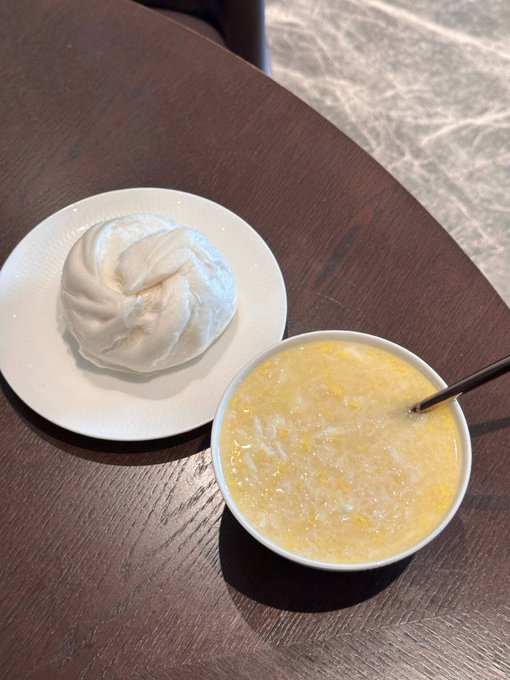 Barbecued pork buns, lees and eggs are delicious, the flour is soft and soft, and the filling is delicious!
