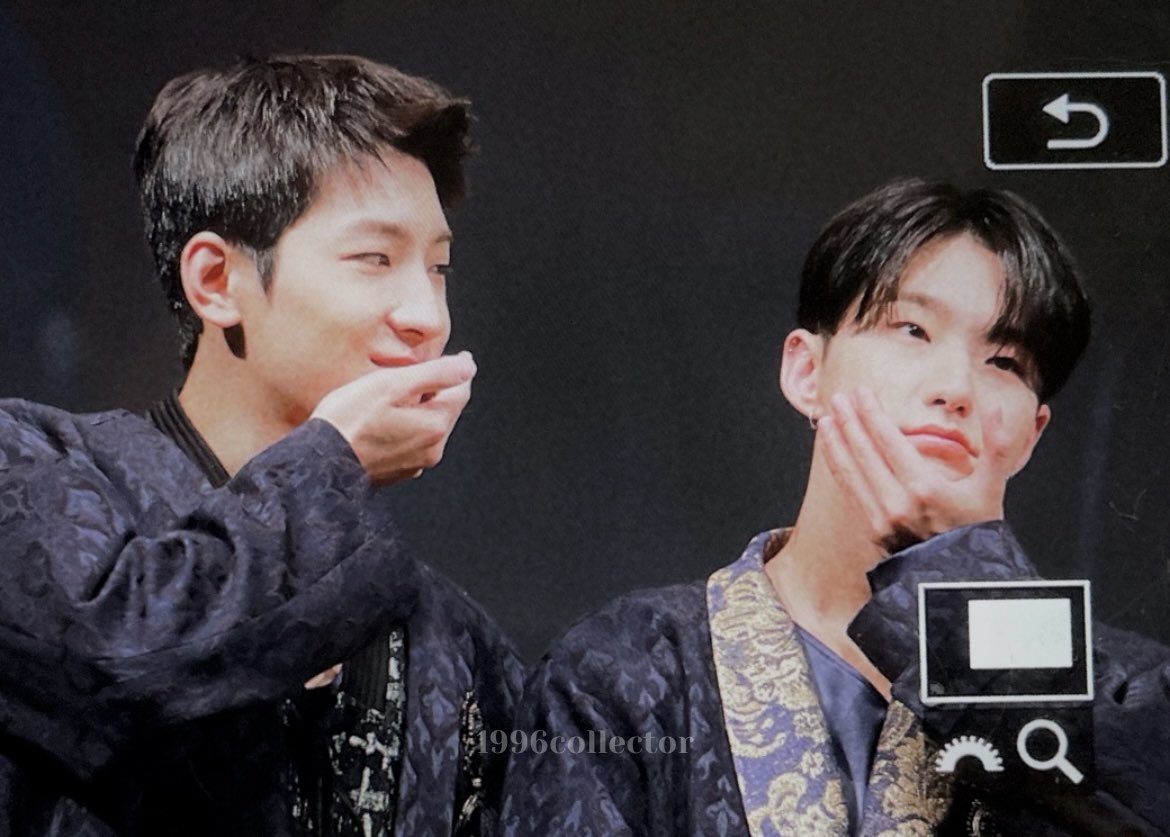 1996collector's tweet photo. 230429 알라딘 #SEVENTEEN #호시 #원우 https://t.co/UZHAZb9PJ1