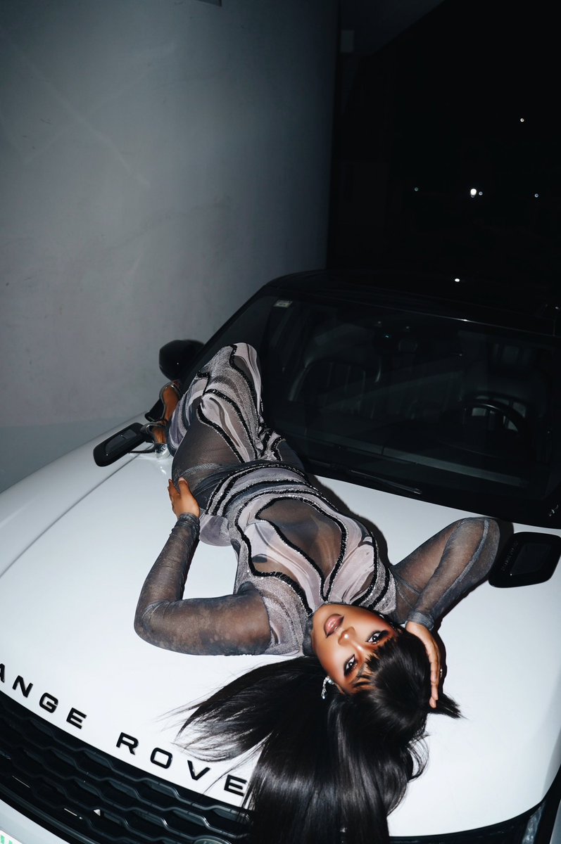 EricaNlewedim's tweet photo. Styled by Moses Ebite https://t.co/vq1C3oX9Qf