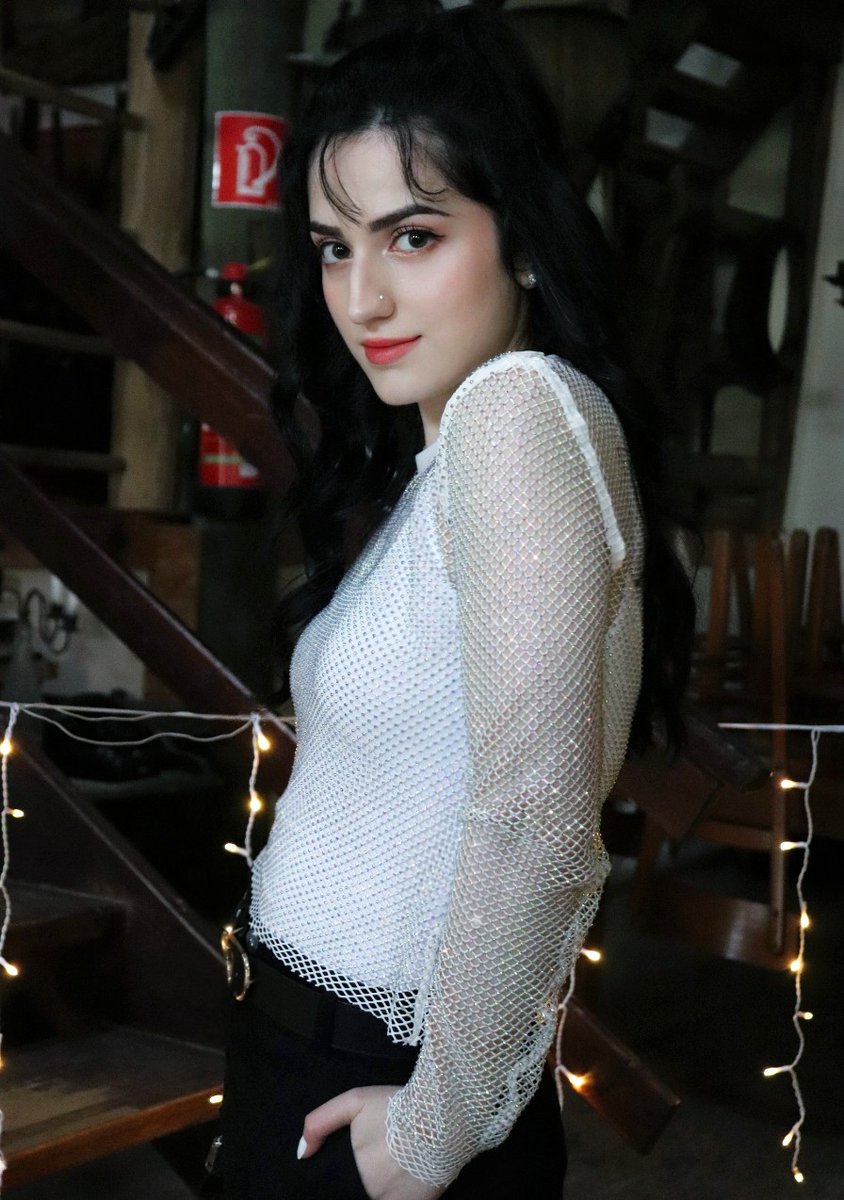 try_elif's tweet photo. If the plan doesn't work, change the plan, not the goal. 💭
#quotesaboutlife #goals #whiteoutfit #fashion #패션 #modeling #portrait #swipeformore #likecrazy #박지민 #kpop #방탄소년단 #günlükgiyim #dancer #istanbul #düzce #한복 #서울패션위크 #germany https://t.co/2ruMQqPLQj