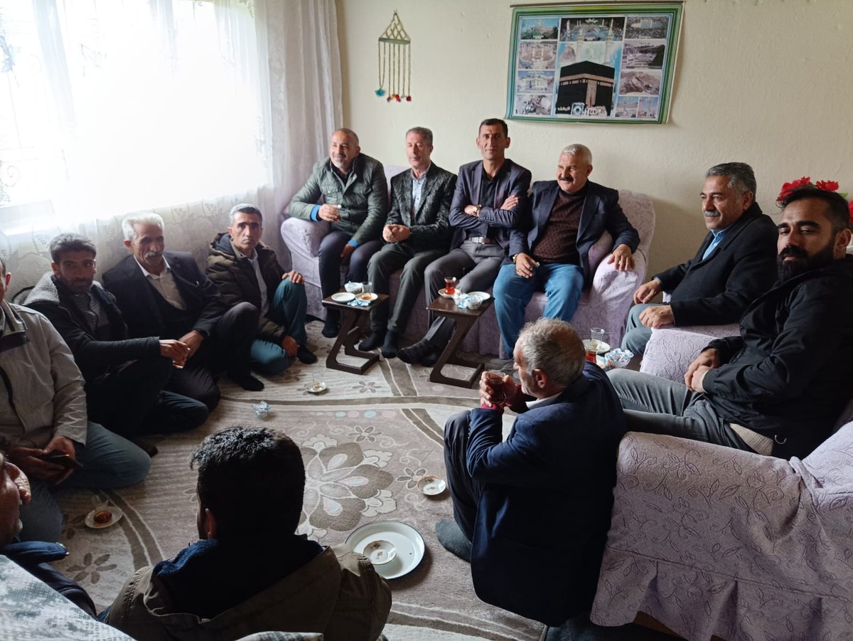 Bugün Çaldıranın sarıçimen (navri) Osmanlı (osmaniya) Umuttepe (sınd) köylerinde seçim çalışması yapıldı