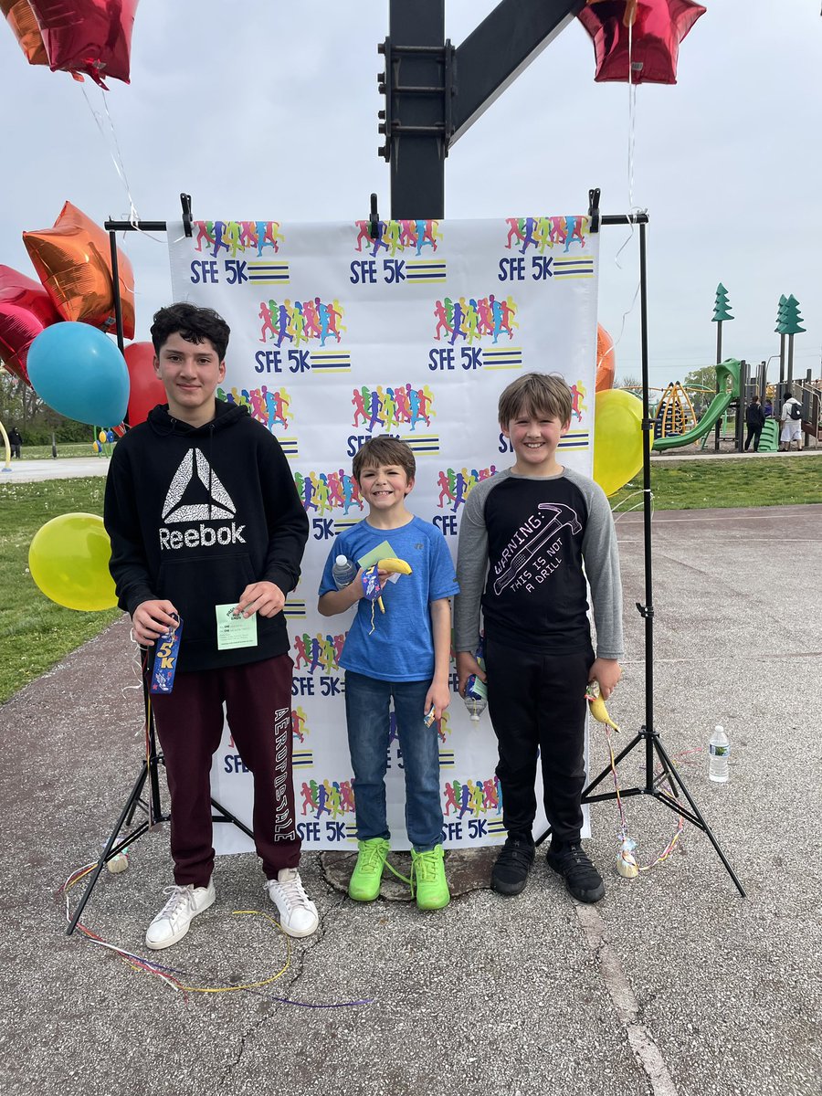 Top 3 kids in the 5k today. <a href="/WayneTwpSuper/">Dr. Jeff Butts</a> set the pace for the adults 😃