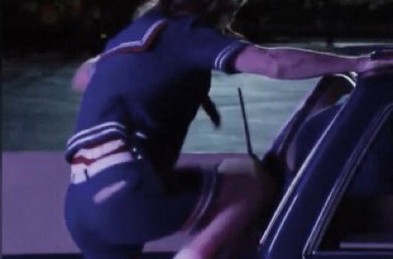 dostuyokvski's tweet photo. happy birthday steve harrington that who has the best butt in hawkins <3 https://t.co/gkIoGZSL88