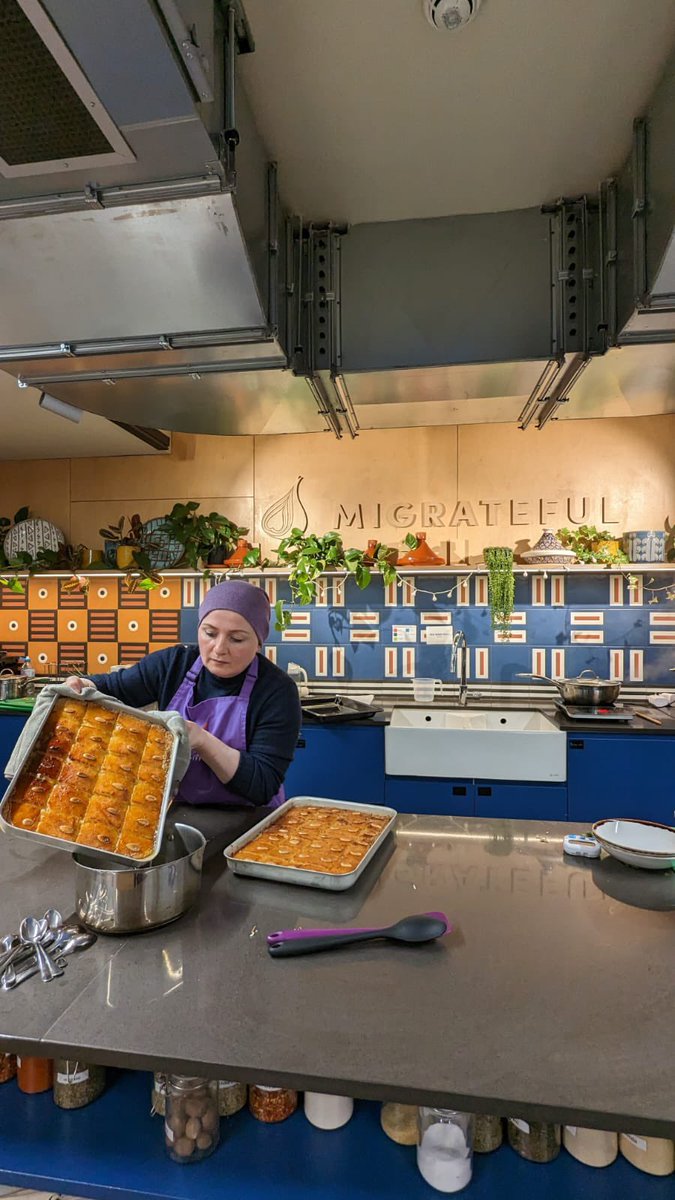 Charles_SR2's tweet photo. Last night we attended a cooking class at @migratefulUK  and it was awesome! They up skill refugees with language classes and a cooking course so they can then teach us their local cuisine. Last night we cooked Syrian food. Highly recommend! #RefugeeEmpowerment https://t.co/QuxfNRh9FJ