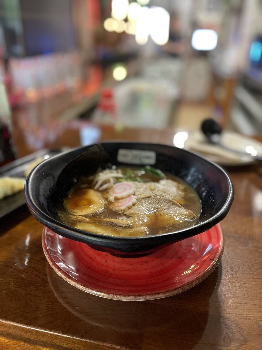 beluprieto_'s tweet photo. Día de lluvia y ramen en Madrid bb #shifuramen https://t.co/bx7y1ooClF