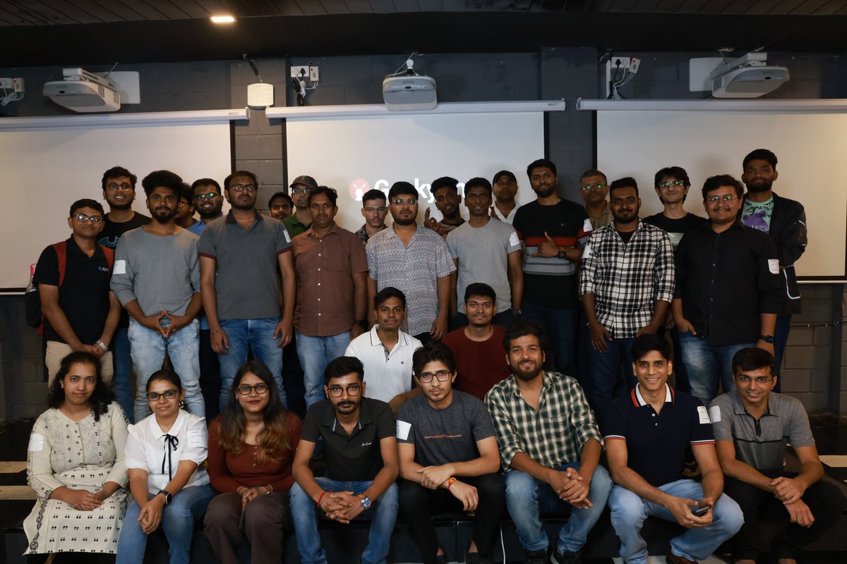 geekyants's tweet photo. Grateful for an incredible meetup filled with inspiring talks and connections!
A huge thank you to all our amazing speakers, organizers, and attendees who made this event unforgettable.
Looking forward to seeing you all at the next one!
#AIxReactNative #GeekyAntsMeetup #AI https://t.co/q8xvVmsNqo
