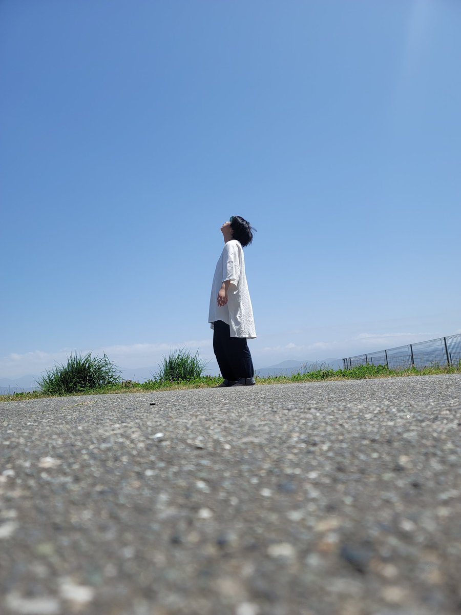 白 tweet media