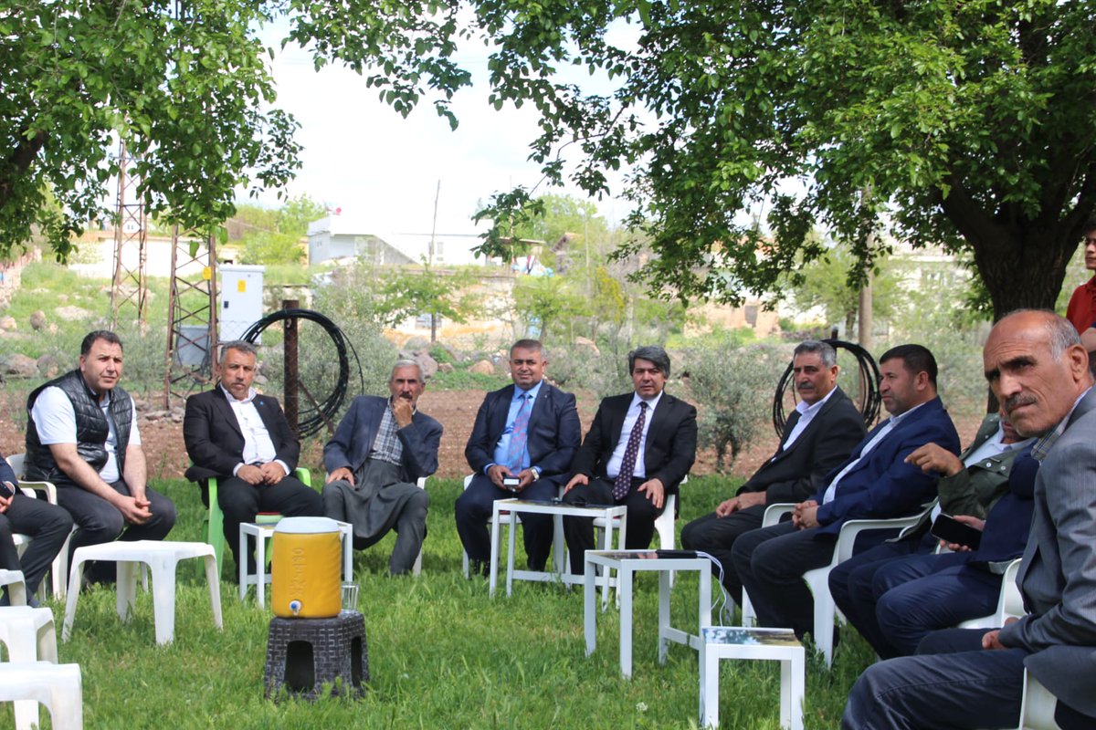 HalilDemirda9's tweet photo. Hilvan mah köylerin ziyetlerinde bulunduk ilgiden dolayı teşekkür ederim @AvAhmetTuysuz @avibrahimhaydin @AbdulazizAslan @HasanCakici63 @huseynagdemir @ivak_remzi @resat_kizilelma @EyyubiyedeDEVA https://t.co/bVmtkpJ04g