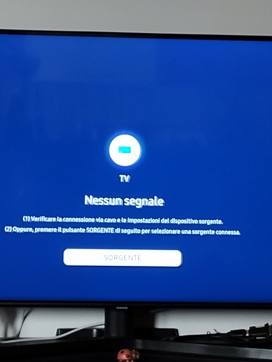kvalentich's tweet photo. @TV8it @CieloTV @SkyTG24 la situazione a #Genova è così da più di un'ora 😉 https://t.co/8huOcj3BEc