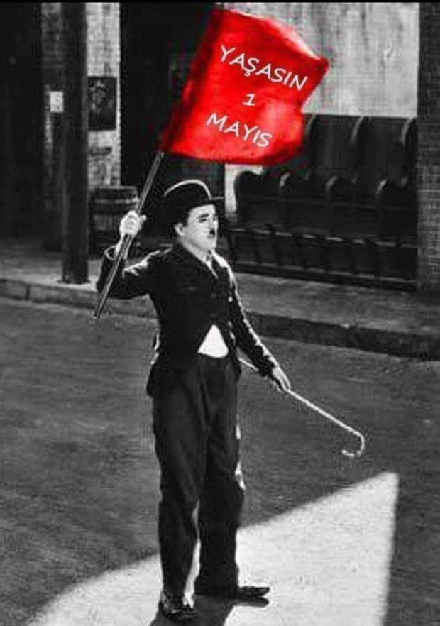 Charles Chaplin’in içinde olduğu bu “Yaşasın 1 Mayıs” kolajını seviyorum!

Emekçilerin dik duruşunu, kararlılığını, cesaretini, bilimle, sanatla, siyasetle ve sevgi ile mücadelesini çağrıştırıyor!

#Yaşasın1Mayıs