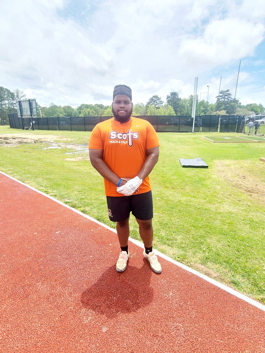 SonyaR325's tweet photo. CCS CHAMPIONSHIP in Jackson Mississippi . Cam placed 2nd in all his events. Discus-Shot &amp; Hammer 
3 Silver medals for Maryville Scots
So PROUD of you son ❤️🥈🥈🥈 https://t.co/nauaBJxtm6