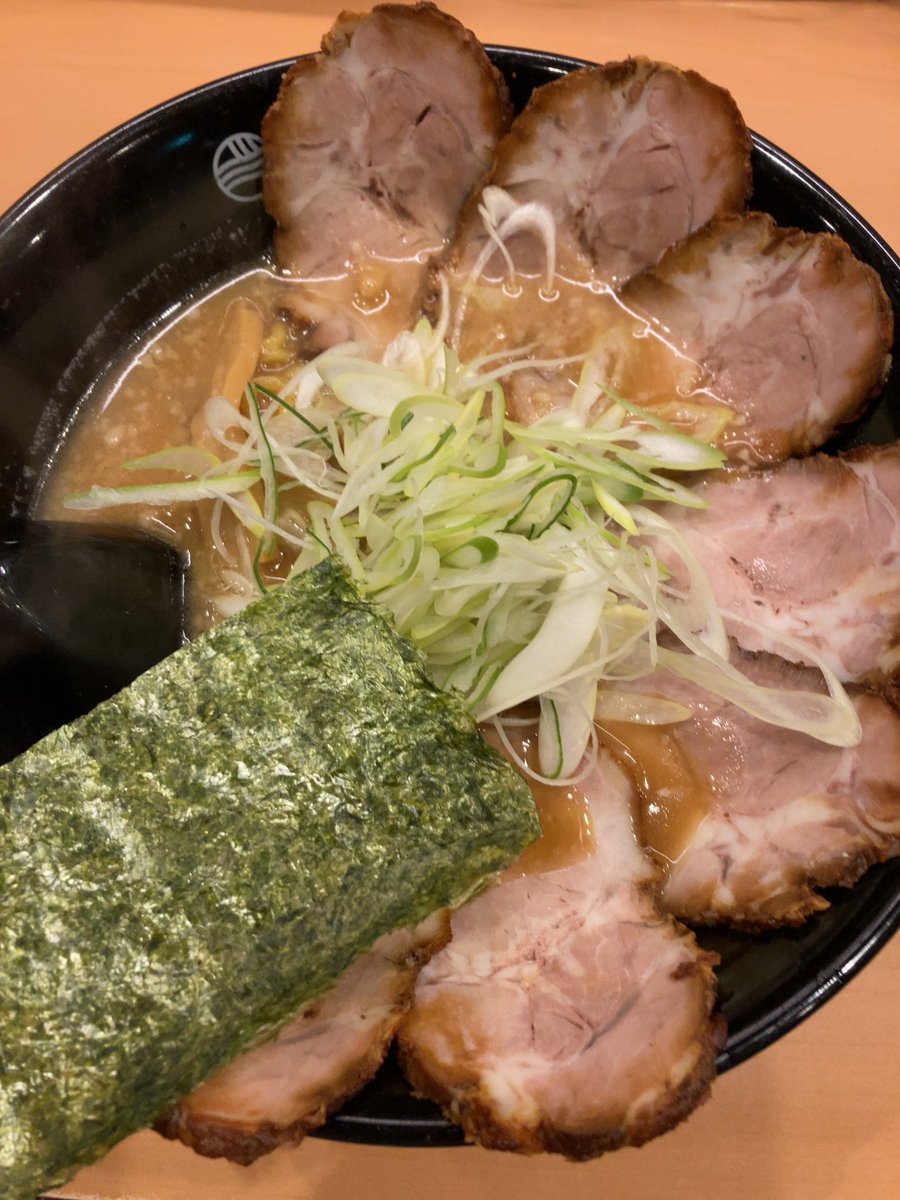 Popeye_Cisco's tweet photo. #すみれ 味噌キムチ
#てつや 正油チャーシュー
#とくいちNouillesJaponaise 特上らぁ麺塩
#RAMENN’n HINOKASA
今週の綺麗な丼達
とくいちさんは、TP少なめで今度行こうと思う。 https://t.co/7Dt0IqJA2b