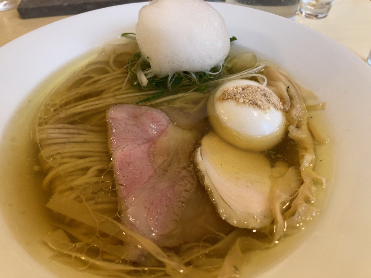 Popeye_Cisco's tweet photo. #すみれ 味噌キムチ
#てつや 正油チャーシュー
#とくいちNouillesJaponaise 特上らぁ麺塩
#RAMENN’n HINOKASA
今週の綺麗な丼達
とくいちさんは、TP少なめで今度行こうと思う。 https://t.co/7Dt0IqJA2b