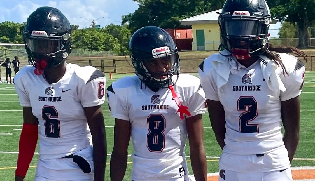 PrepRedzoneFL's tweet photo. PROSPECT SHEET: Miami Southridge. https://t.co/Je2oRz3TMy @in_huddle @DanLaForestFB @LifeCoachPierre @TheRidgeFB @mekhibethel2 @pinkchurchbby @jayquan_reid @gsmxthiii @ballout_dp @spartanforlif_ @DariusClements7 @scottjoee14 @_gabriel_perez1 @JhamariousLewis @UBodiedd https://t.co/4p9HSfHdDV