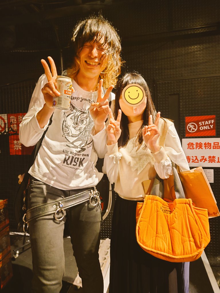 nanamiblaq's tweet photo. DOSTRES‼ 熱かった🔥
楽しかったよ〜また行きます!!
ツーショも撮っていただいてありがとうございました!!
とみちゃんの前髪かわいい🥰
キングコブラも行きたかった…😢
#DOSTRES https://t.co/zCprGCrvHq