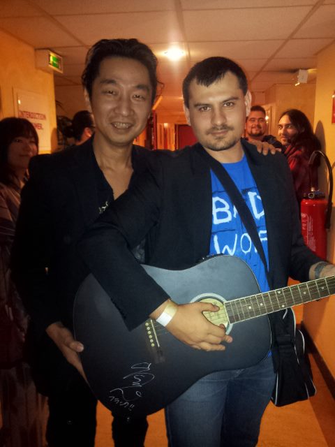 Avec le magnifique <a href="/AkiraYamaoka/">Akira Yamaoka</a>, compositeur de tous les jeux Silent Hill et streamé récemment de The Médium
🥰🥰🥰🥰🥰
Best Remember Ever !!!!