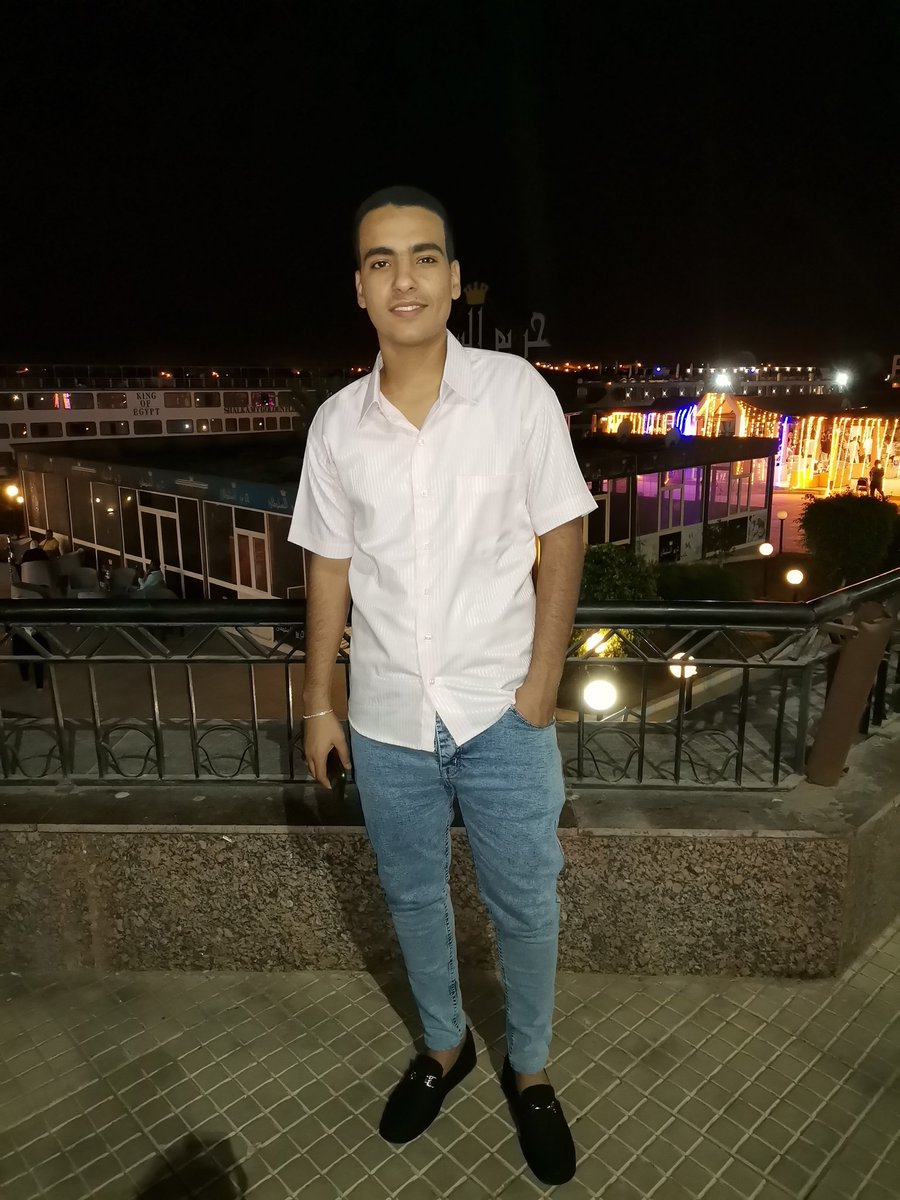 OfficialZembily's tweet photo. ✌️🎖️ https://t.co/mzZS7bPKBr