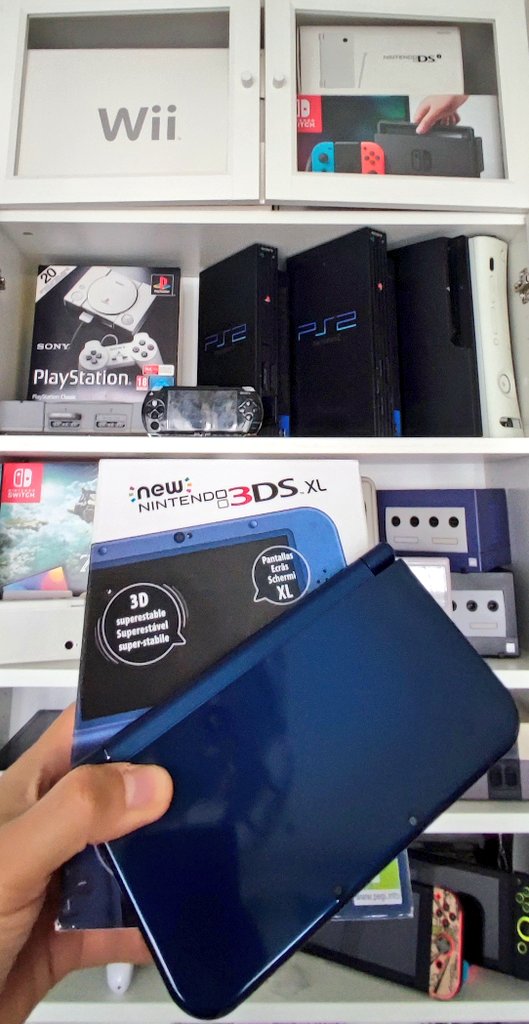 NotyetGg's tweet photo. Nouvelle entrée dans la collection
#newnintendo3dsXl Blue ❤️#nintendo https://t.co/Y22gHAhVZv