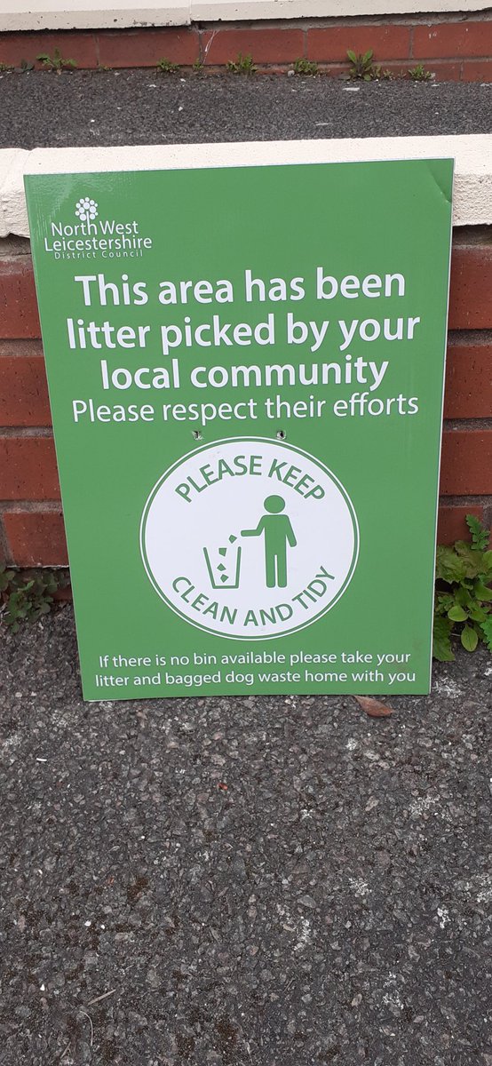 awlitterheroes's tweet photo. The litter heroes were out in force today and what a difference they made! 15 volunteers picked 44 bags. And there was cake and tea when they finished. #norrishill #springcottage #moira #albertvillage #litterheroes @AshbyNub @NWLEnviro @NWLeics @LeicsCountyHall @KeepBritainTidy https://t.co/cfs8N3KPWD