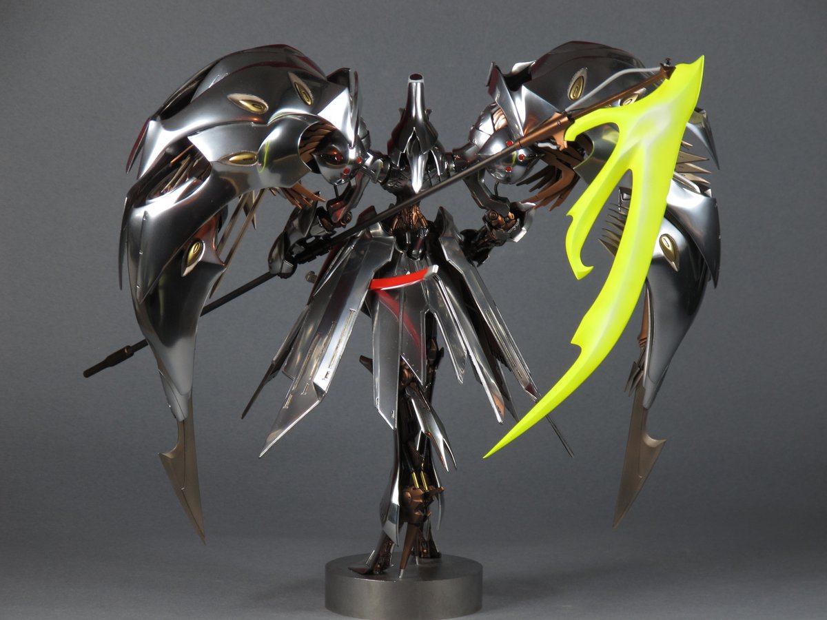 Kuma_Of_Gold's tweet image. 星団で最も美しいと言われるMH、オージェでエントリーします。設定通りバインダーにはスローランサー始め様々な武器を仕込みました。塗装は金属感を活かすためにクリアコート無しのメッキシルバーです。これまでの開催お疲れ様でした、そしてありがとうございました。#うみんちゅ杯2023春