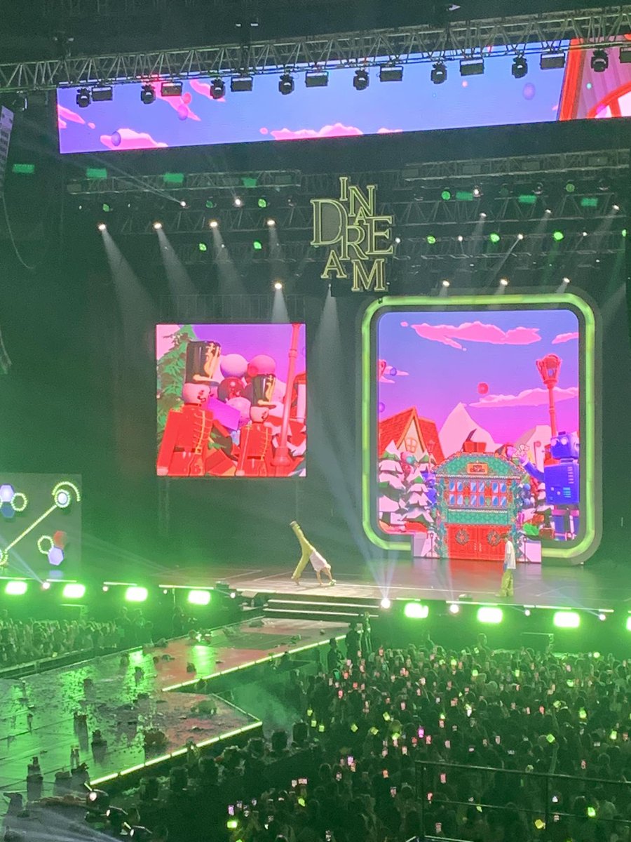 newswatchplusph's tweet photo. @angelamarieng @NCTsmtown_DREAM @bamba__g Renjun cartwheel in tiny 🥹 | @bamba__g

#TDS2inMANILA #NCTDREAMinMANILA #THEDREAMSHOW2_in_Manila https://t.co/yZEBwlZLof