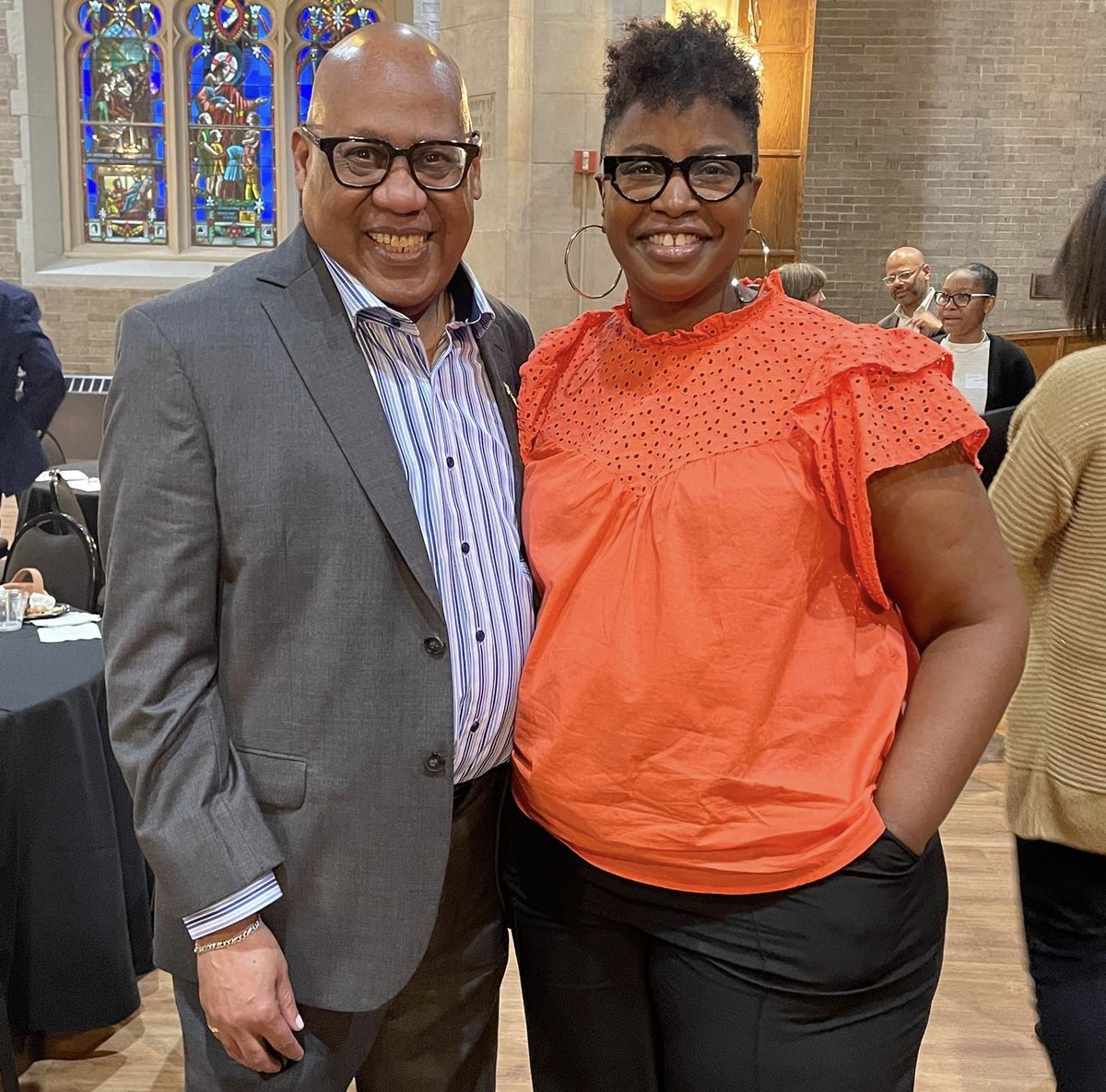 DetroitNABJ's tweet photo. @DetroitNABJ members were out last night to show support to @KelleyLCarter and @JNicoleNews who were honored by @jimwaynestate with Spirit of Diversity awards. @NABJ @Flint_Sag_NABJ @FlintBeat @espn @andscape @NABJARTS @Report4America https://t.co/SkuAr4vN4f