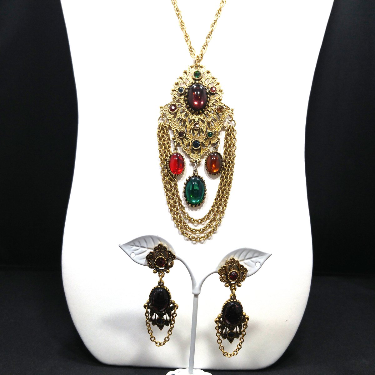#etsy shop: Multicolor Cabochon Long Necklace Earrings Set, 1960s Vintage Jewelry etsy.me/41PGFFr #purple #gold #glass #multicoloredcabs #rhinestonependant #necklaceearrings #vintagenecklace #vintageearrings #cliponearrings