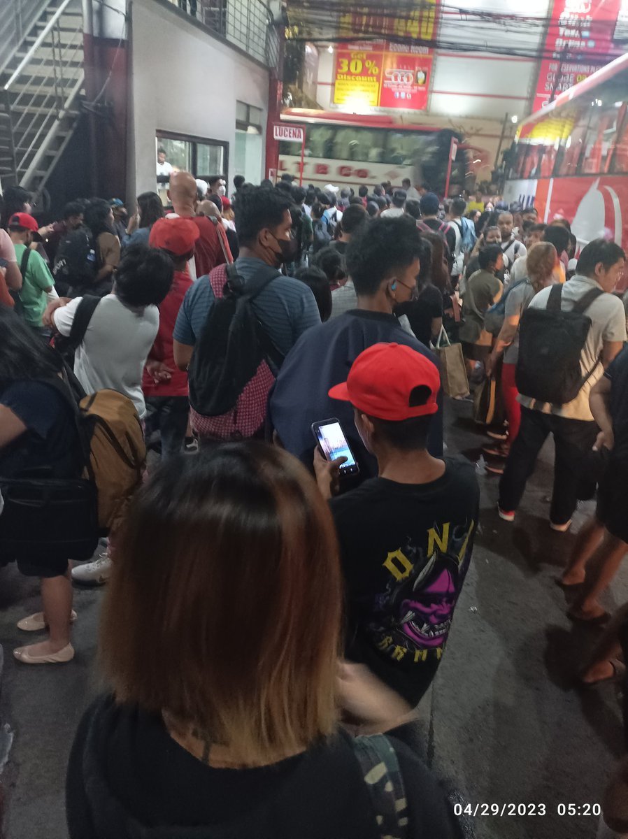 pinkonionph's tweet photo. The struggle is real. #JACLiner π https://t.co/XsGJ3Mh1kp