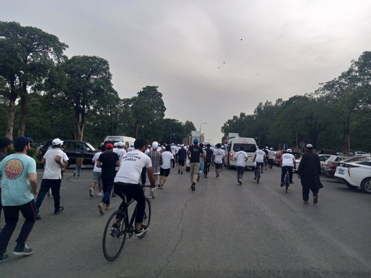 Rohshan_Din's tweet photo. Get ready for an epic event that combines running and riding! Join us for the #RunAndRide and experience the thrill of pushing your limits. 🏃‍♂️🚴‍♀️
#gbcares https://t.co/IenWcPppMf
