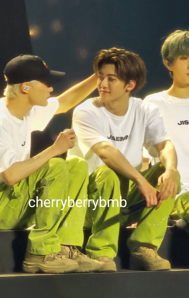 จะเอาสมองที่ไหนมาให้ไหลอีก