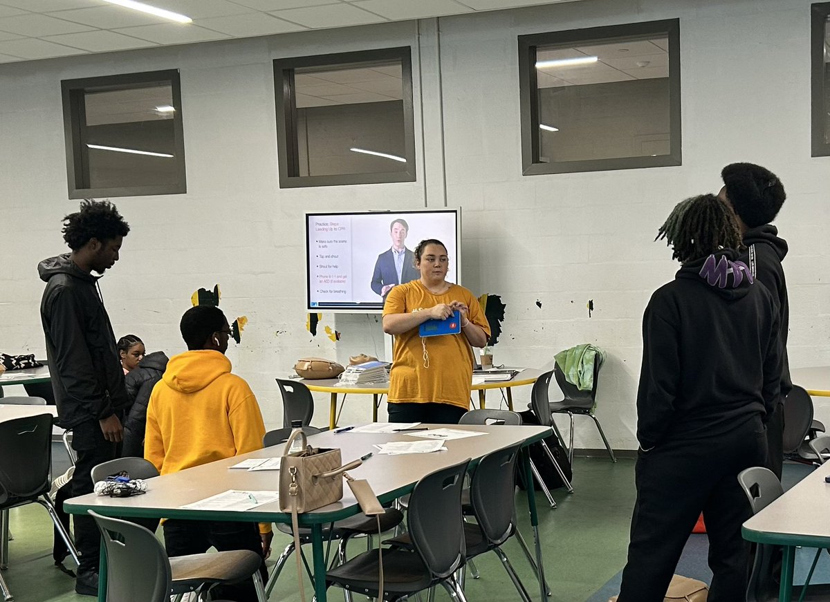 JCMCougars's tweet image. Big thanks to Nurse Mills for providing CPR Training to some of our seniors. #ReadyGrad #Classof2023 @RamonicaD @ap_baker1