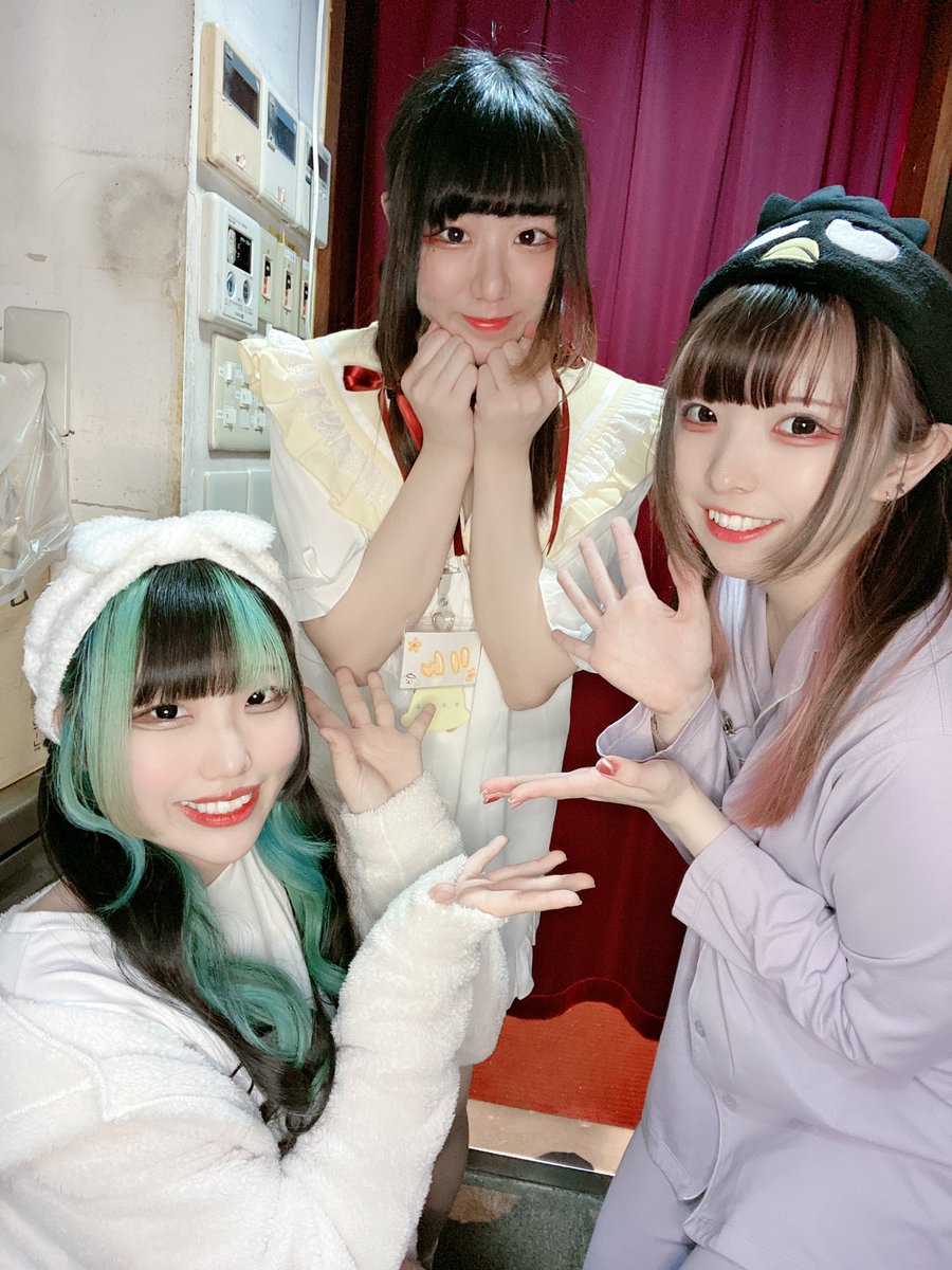 guild_yokohama's tweet photo. アニソンバーギルド横浜店オープンしております❣️

本日はりんちゃんのお誕生日会です✨
お泊まり会コンセプトなので全員パジャマでお待ちしております🧸🌙

🎉りん@rin_guild 🎉
あんり @anri_guild 
むー @mu_guild_ 

是非お立ち寄りください💓

#コンカフェ #アニソンバー #神奈川 #横浜 https://t.co/k80aXC6GFf