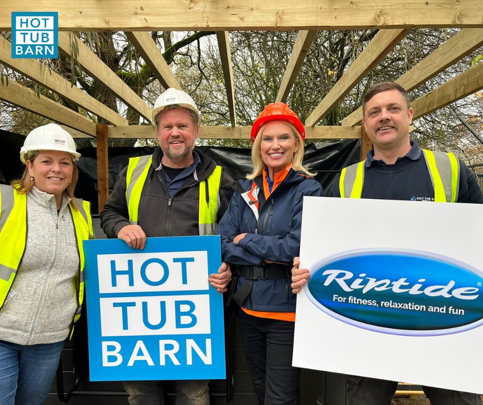 hottubbarnuk's tweet photo. #Throwback to our Challenge Anneka installation 🔙

We had so much fun being a part of this for @foalfarmanimalrescue 🥰

If you missed it, you can watch episode 1 "Foal Farm" on the Channel 5 website 💻

#ChallengeAnneka #Channel5 #HotTubBarn https://t.co/wCjkvKI9Wz