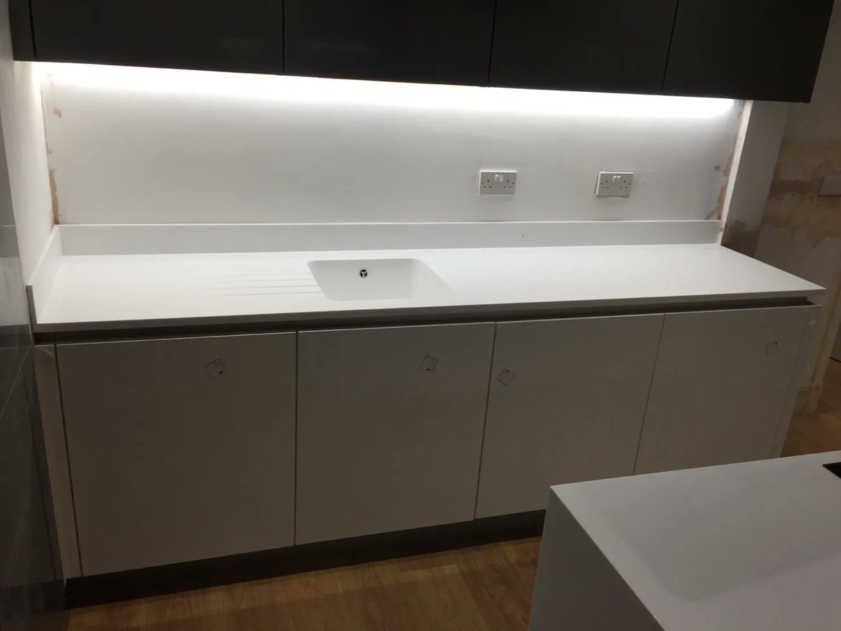TristoneUK's tweet photo. We have a "Pure White" promotion! ⬜ 

Not sure if Pure White is right for your project? We offer samples!

For more information on this promotion, please contact our office directly 🤳 

#Tristone #Acrylicsolidsurfaces #InteriorDesign #SolidSurface #WhiteSurfaces https://t.co/PO8lWMUb1d