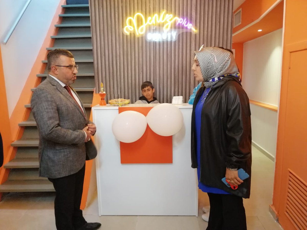 Abdlkadirs27's tweet photo. Yeni iş yeri açan
 kardeşlerimizin Hacer yılmaz ve Mehmet Ali Yılmaz beyin açılış programına meclis üyelerimiz,
Yönetim kurulu üyelerimiz, bölge başkanımız ile beraber katılım sağladık rabbim hayırlı bol müşteriler nasip etsin.

@erkankandemir 
@FatmaSahin 
@ErtugrulTEYMUR https://t.co/yEJ4ZBKpCg
