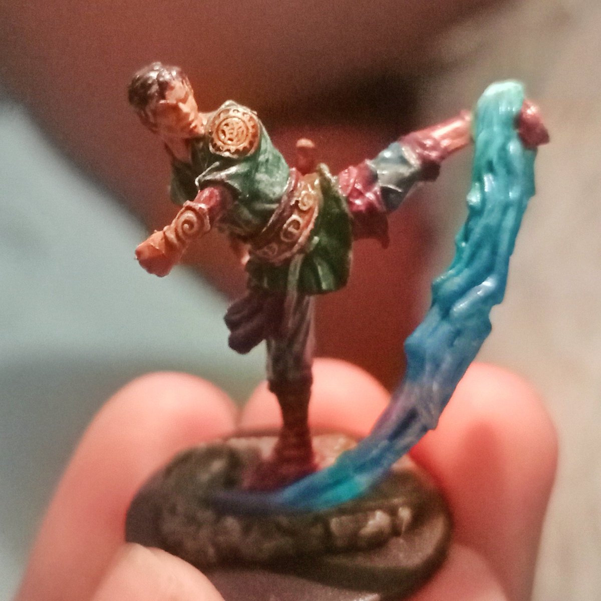 botcosmos_ws's tweet photo. 1st time painting minis!!! 1st one is a reserve mini painted by our DM, 2nd one is painted by Flynn the Wizard's Player, and the Drow Rogue-Warlock by her's. We had a lot of fun learning. Eyes on minis are crazy so we didnt #ttrpgcommunity #DnDcharacter #ttrpgcommunity #dndart https://t.co/uw9Q41bb6c