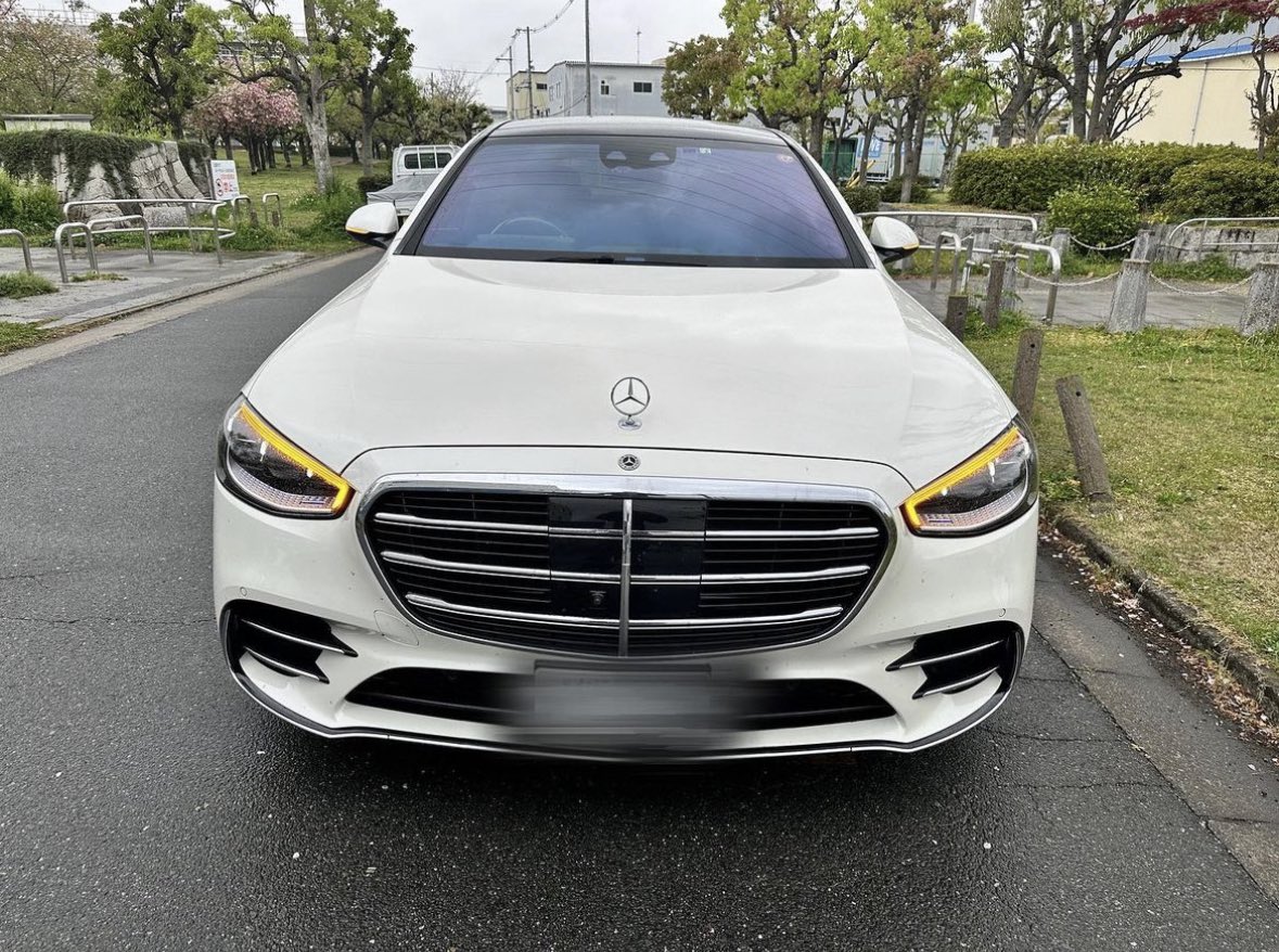 car_stage's tweet photo. 皆さんお疲れ様です🔥
メルセデスベンツ
s400d 納車いたしました！
この度は誠に有難う御座います！
今後とも末永いお付き合いほど宜しくお願い致します！ https://t.co/s8FDfvQmGO